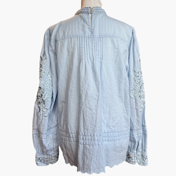 Sundance Cotton High Neck Embroidered Light Blue Long Sleeve Top Sz M - Picture 6 of 9